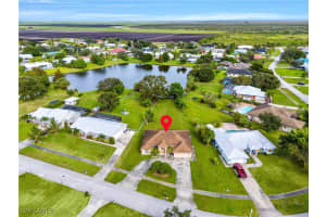 907 Sawgrass St, Clewiston