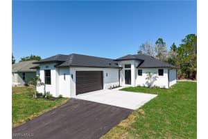 2671 14th Ave Se, Naples