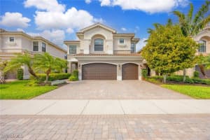 13872 Luna Dr, Naples
