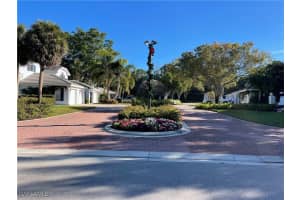 7046 Barrington Cir 202, Naples