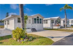 143 Caravan Cir, North Fort Myers
