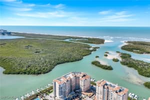 425 Dockside Drive, Naples, FL 34110 - MLS#225023527