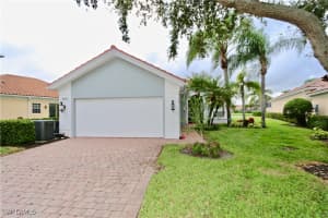 5495 Freeport Lane, Naples, FL 34119 - MLS#225023653