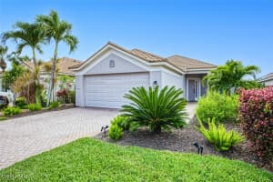 10012 Oakhurst Way, Fort Myers