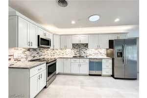1545 3rd St S, Naples