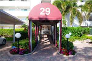 29 High Point Circle, Naples, FL 34103 - MLS#225023807