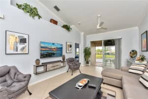 19930 Barletta Ln 1321, Estero