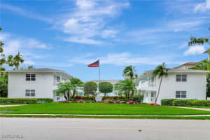 550 4th Avenue, Naples, FL 34102 Sold 06/25/25