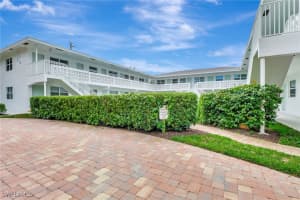 550 4th Avenue, Naples, FL 34102 Sold 06/25/25