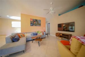 800 Diamond Circle, Naples, FL 34110 Sold 04/15/25