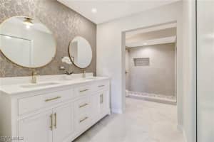 434 Sugar Pine Ln, Naples