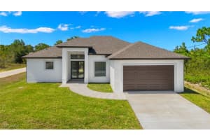 2918 43rd St W, Lehigh Acres