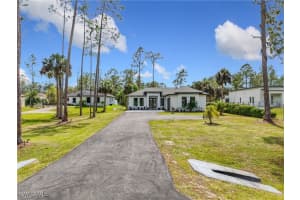 4160 10th Ave Ne, Naples