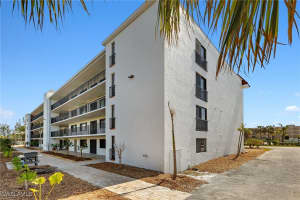 1440 Middle Gulf Drive, Sanibel, FL 33957 Sold 08/28/25