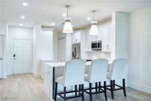 220 Vintage Circle, Naples, FL 34119 - MLS#225024329