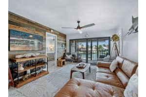 848 Elkcam Circle, Marco Island, FL 34145 Sold 04/02/25