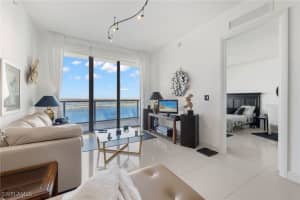 3000 Oasis Grand Boulevard, Fort Myers, FL 33916 Sold 03/28/25