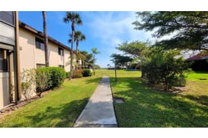 1064 Villa Drive, Labelle, FL 33935 Sold 05/16/25
