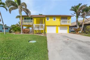 2705 Sanibel, St. James City, FL 33956 Sold 05/06/25