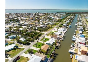 2705 Sanibel, St. James City, FL 33956 Sold 05/06/25