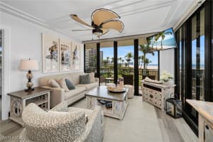 180 Seaview Court, Marco Island, FL 34145 Sold 05/20/25