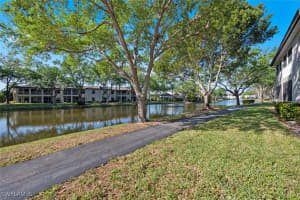 500 Diamond Circle, Naples, FL 34110 - MLS#225024476