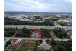 924 Meadow Road, Lehigh Acres, FL 33973 Sold 01/29/26