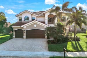 3001 Cinnamon Bay Circle, Naples, FL 34119 Sold 08/29/25
