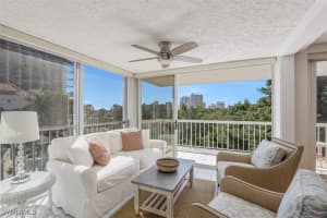 5501 Heron Pt Drive, Naples, FL 34108 - MLS#225024557