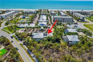 1233/1235 Middle Gulf Dr, Sanibel