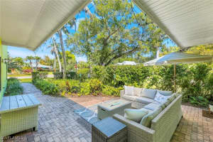 1275 8th Avenue, Naples, FL 34102 - MLS#225024645