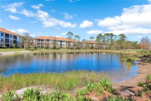 8239 Parkstone Pl 208, Naples