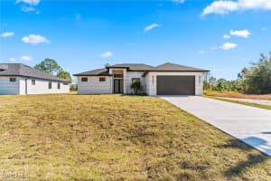 471 Long Avenue, Lehigh Acres, FL 33974 Sold 06/30/25