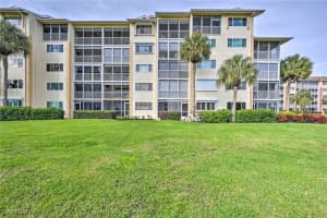 320 Horse Creek Drive, Naples, FL 34110 - MLS#225024792