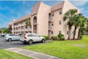 175 Turtle Lake Ct #112, Naples