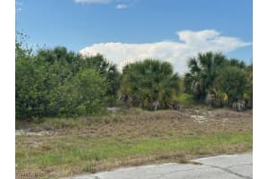 318 Kansas Terrace, Labelle, FL 33935 Sold 09/15/25