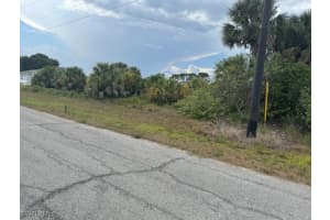 318 Kansas Terrace, Labelle, FL 33935 Sold 09/15/25