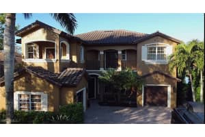 2111 Par Drive, Naples, FL 34120 Sold 06/30/25