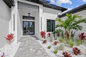 807 11th Court, Cape Coral, FL 33991 Sold 07/23/25