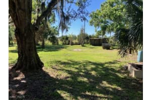 1288 Wagon Trail, Moore Haven, FL 33471 Sold 07/15/25