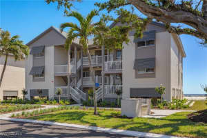 2255 Gulf Drive, Sanibel, FL 33957 Sold 09/08/25