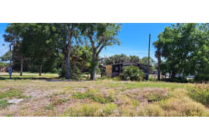 1043 Lee Street, Moore Haven, FL 33471 Sold 08/11/25