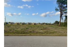 7500 Ruth Avenue, Lehigh Acres, FL 33971 Sold 10/21/25