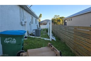 2812 2nd Terrace, Cape Coral, FL 33991 Sold 04/17/25