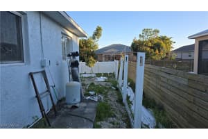 2812 2nd Terrace, Cape Coral, FL 33991 Sold 04/17/25