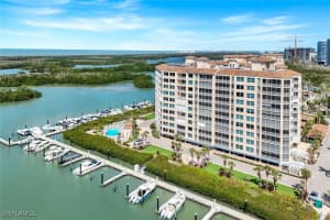 425 Dockside Drive, Naples, FL 34110 Sold 04/28/25