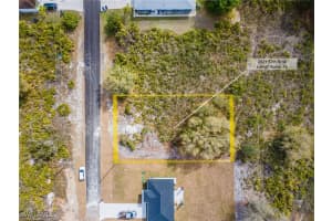2521 57th Street, Lehigh Acres, FL 33971 - MLS#225025550