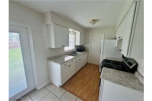3400 Dorado Way, Naples, FL 34105 Sold 06/10/25