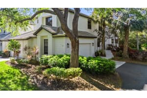 27021 Oakwood Lake Dr 102, Bonita Springs