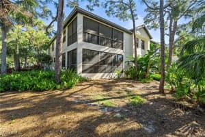 27021 Oakwood Lake Drive, Bonita Springs, FL 34134 - MLS#225025577